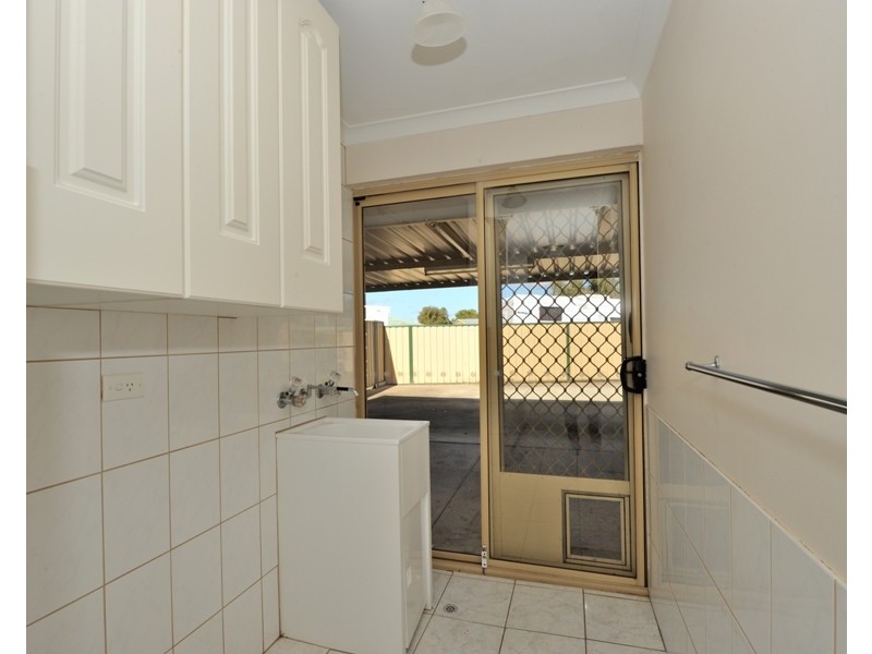 11 Windale Place, Cooloongup WA 6168