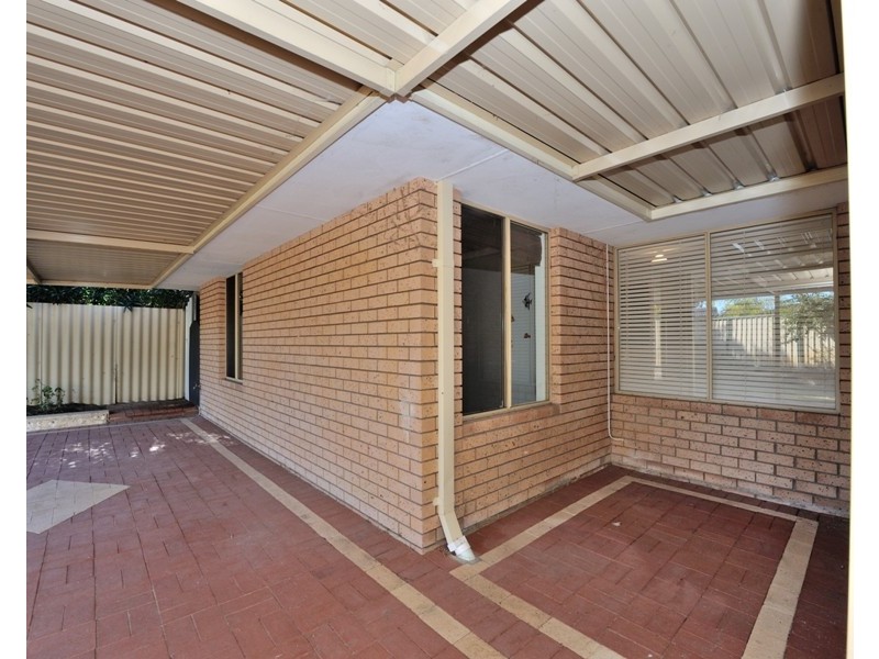 11 Windale Place, Cooloongup WA 6168