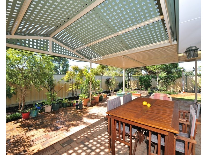 6 Hamilton Place, Safety Bay WA 6169