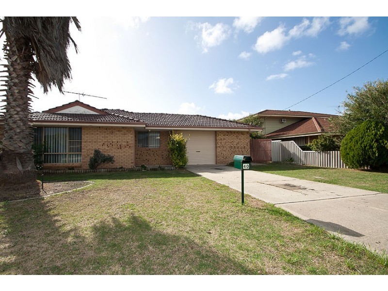 40 Elswick Street, Safety Bay WA 6169