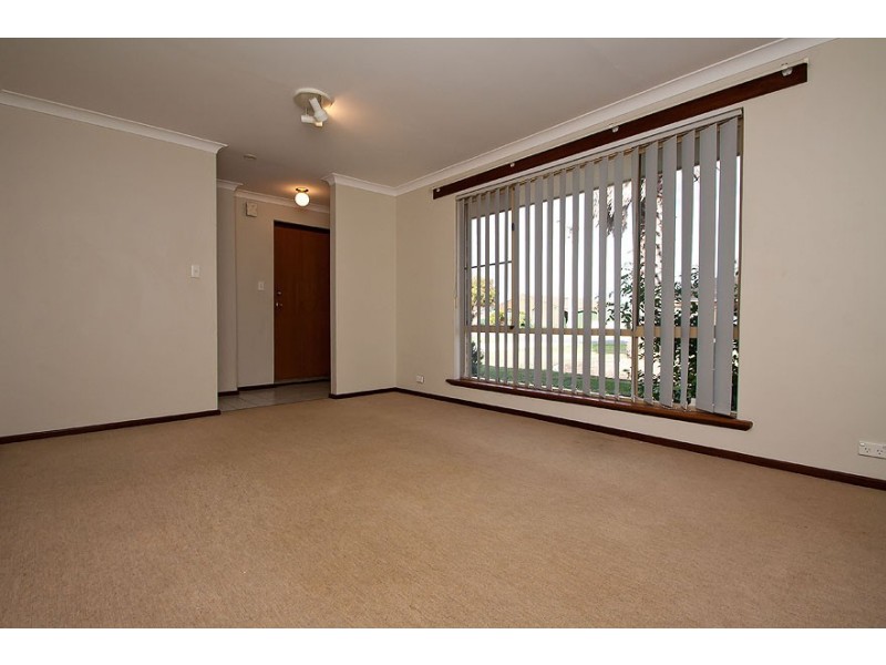 40 Elswick Street, Safety Bay WA 6169