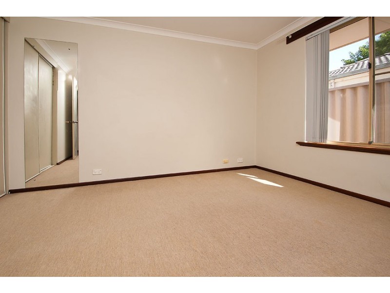 40 Elswick Street, Safety Bay WA 6169