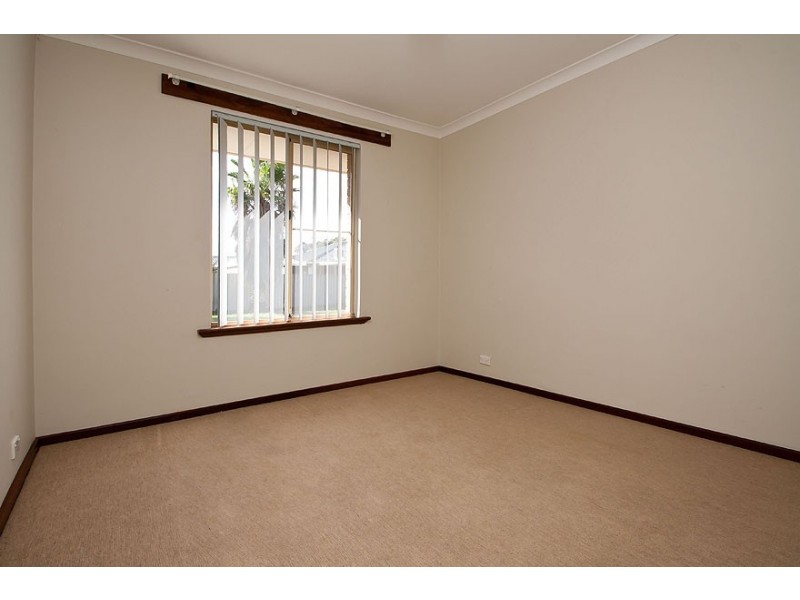 40 Elswick Street, Safety Bay WA 6169