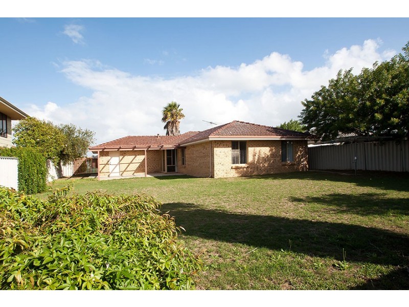 40 Elswick Street, Safety Bay WA 6169