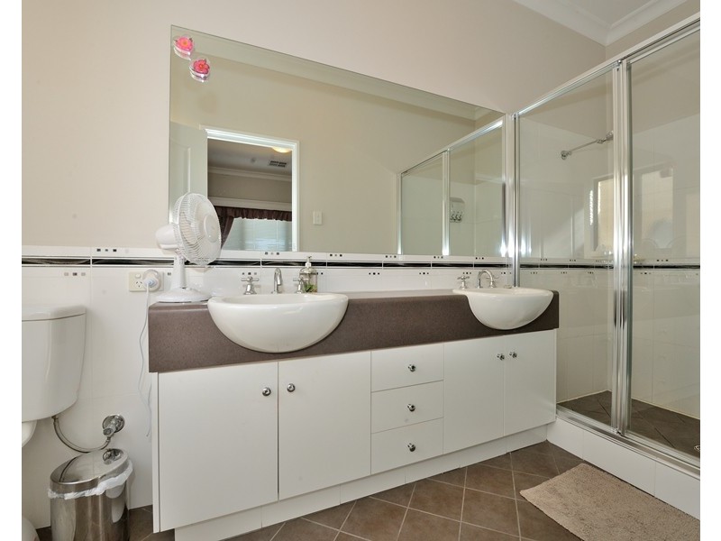 2/138 Lewington Street, Rockingham WA 6168