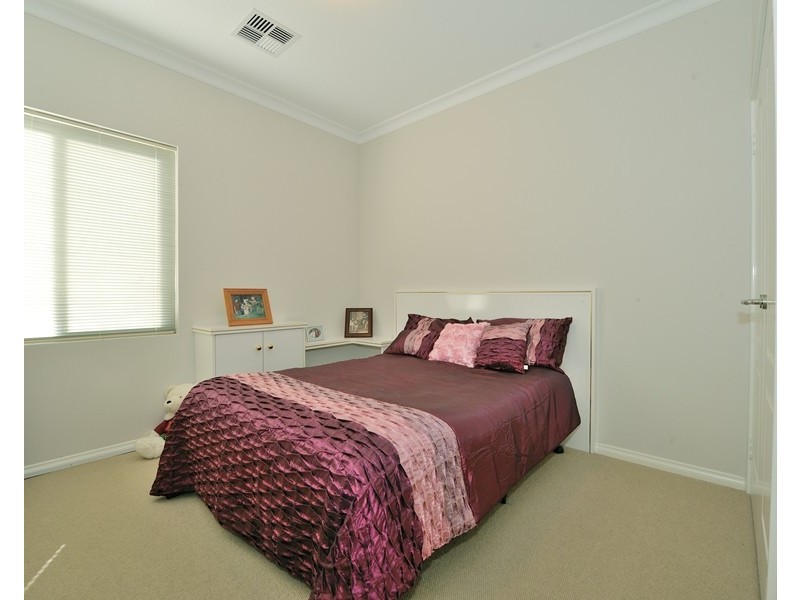 2/138 Lewington Street, Rockingham WA 6168