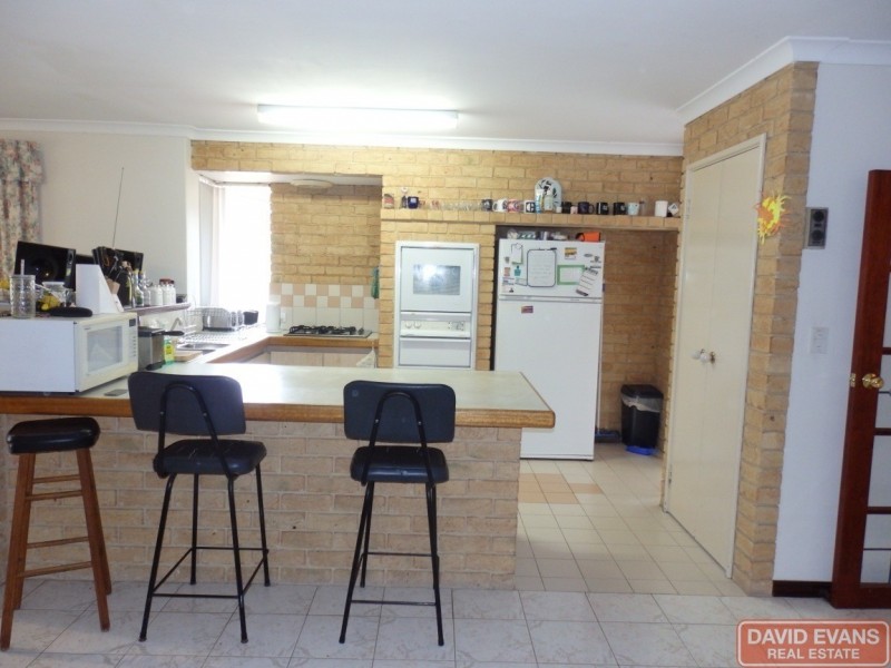 9 Arunta Place, Rockingham WA 6168