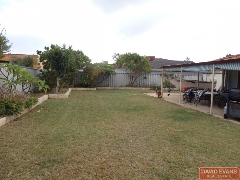 9 Arunta Place, Rockingham WA 6168