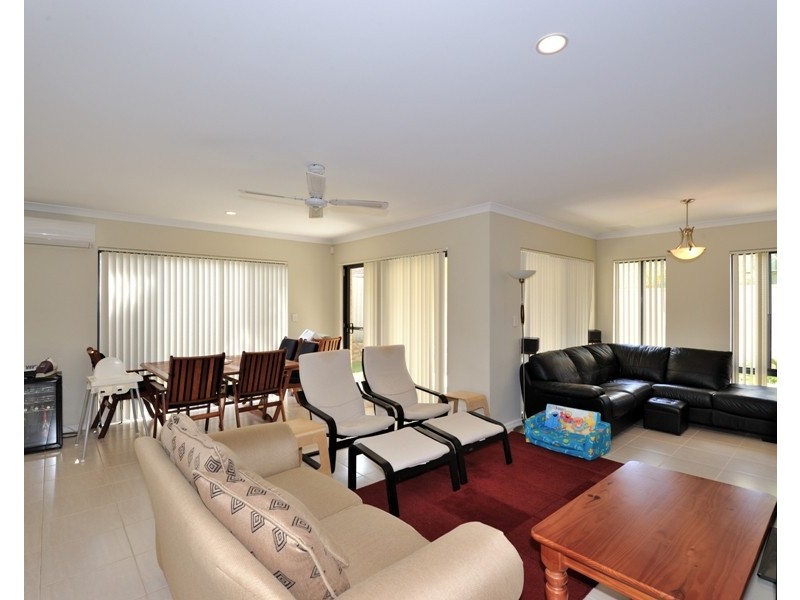5A Bell St, Rockingham WA 6168