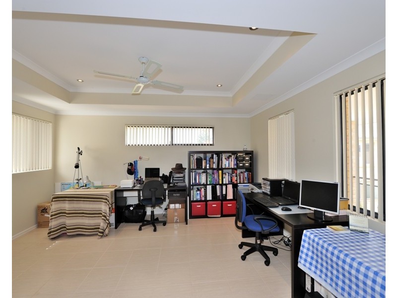 5A Bell St, Rockingham WA 6168