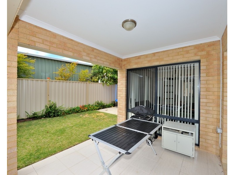 5A Bell St, Rockingham WA 6168