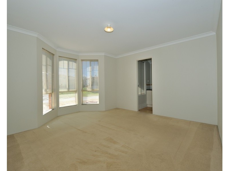 47 TERAGLIN WAY, Warnbro WA 6169