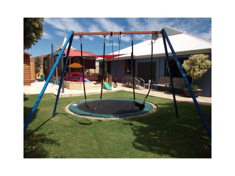 26  Porto Santo Green, Secret Harbour WA 6173