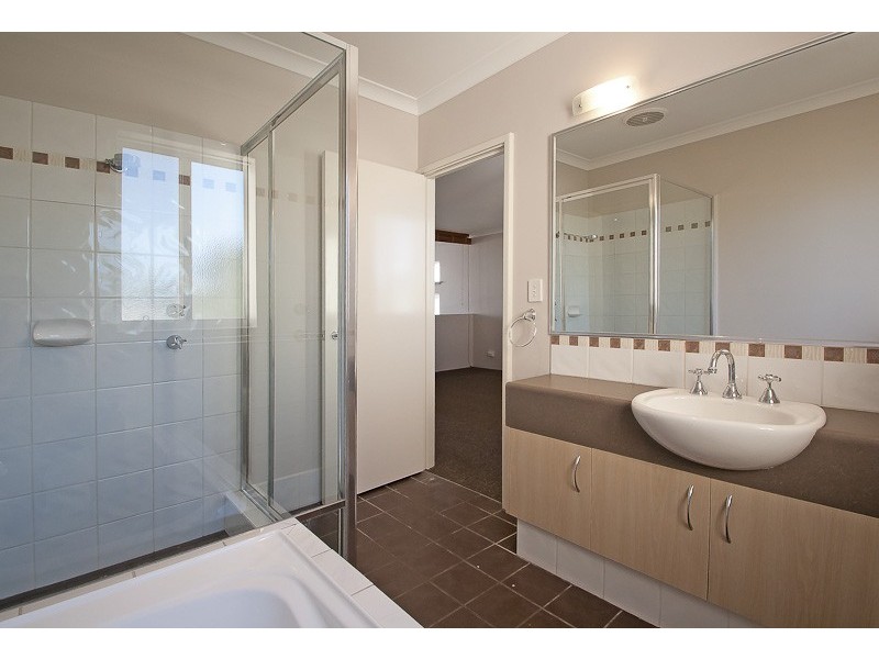 3/191 Rock’ham Beach Rd, Rockingham WA 6168