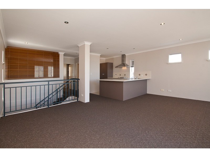3/191 Rock’ham Beach Rd, Rockingham WA 6168