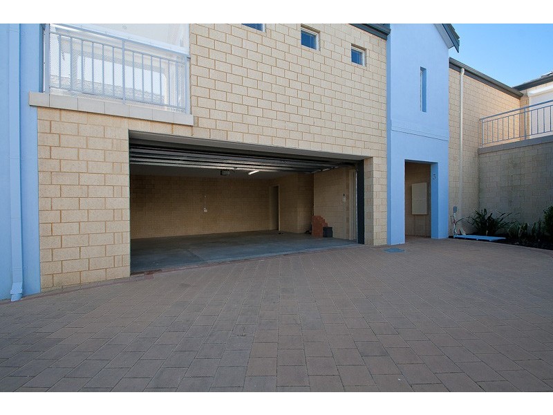 3/191 Rock’ham Beach Rd, Rockingham WA 6168