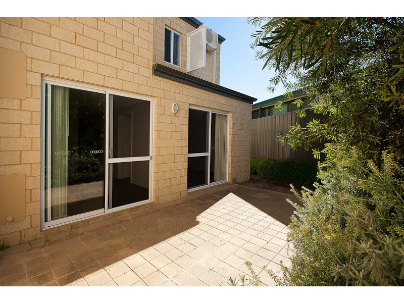 3/191 Rock’ham Beach Rd, Rockingham WA 6168