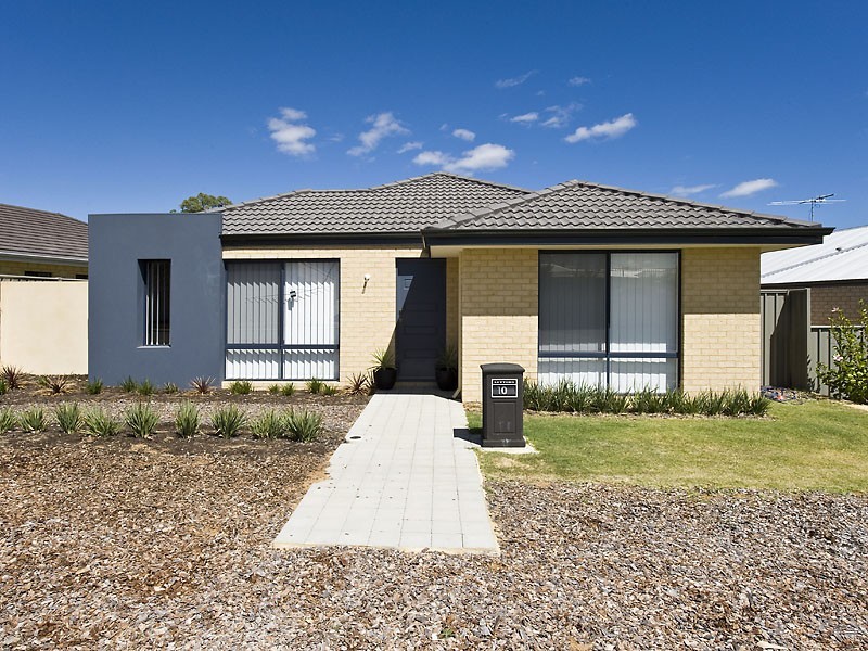 10 Petersfield Lane, Wellard WA 6170