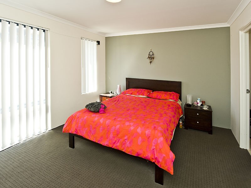 10 Petersfield Lane, Wellard WA 6170