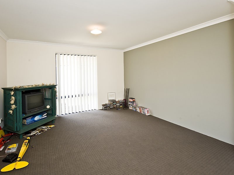 10 Petersfield Lane, Wellard WA 6170