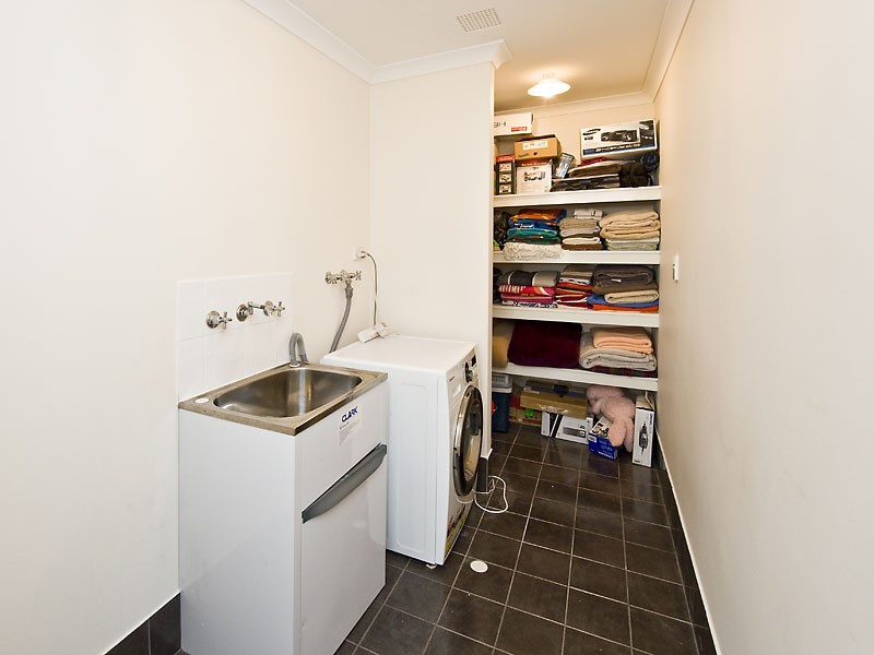 10 Petersfield Lane, Wellard WA 6170