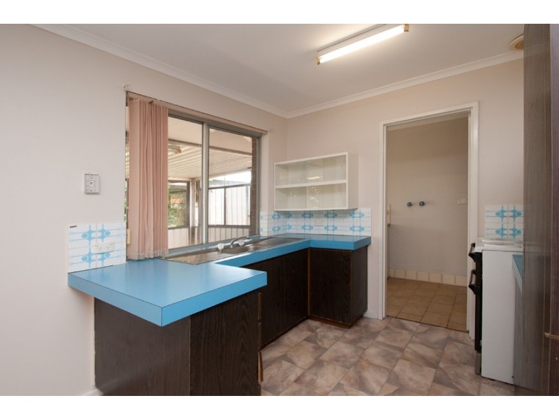 21  LINVILLE AVENUE, Cooloongup WA 6168