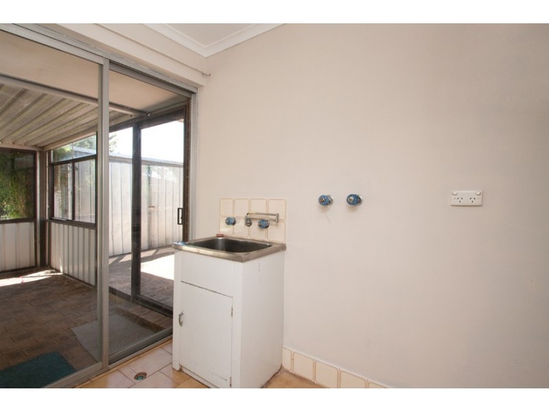 21  LINVILLE AVENUE, Cooloongup WA 6168