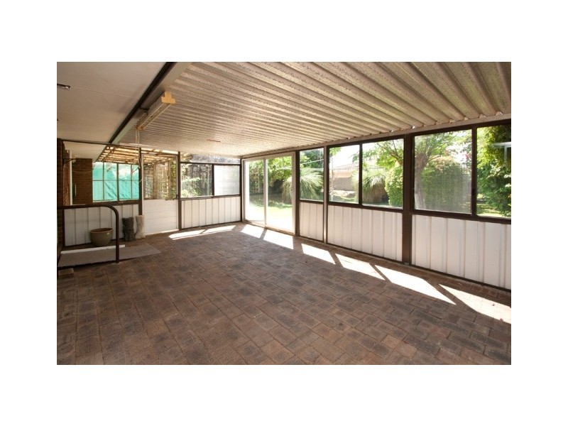 21  LINVILLE AVENUE, Cooloongup WA 6168