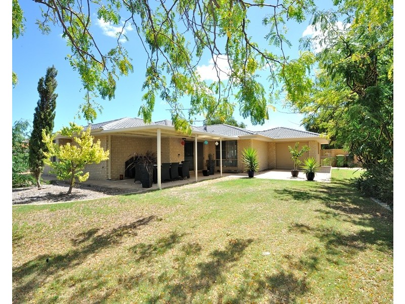 30 BONDI CRESCENT, Warnbro WA 6169