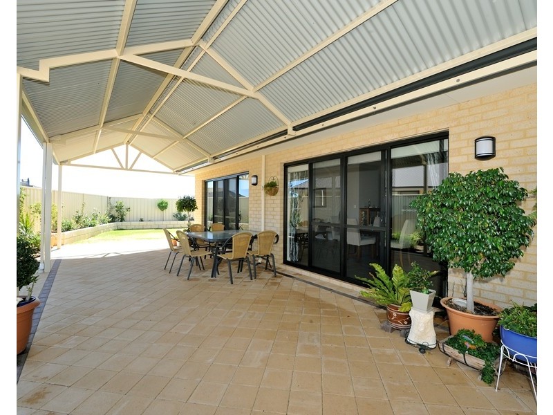 1 Dennis Retreat, Baldivis WA 6171