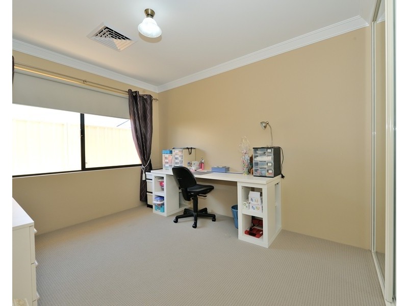 1 Dennis Retreat, Baldivis WA 6171