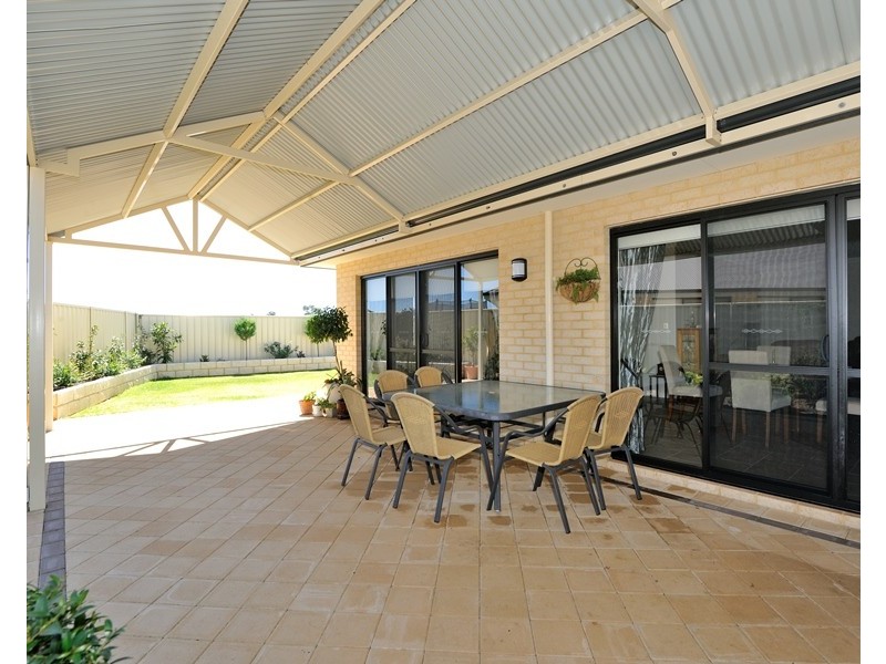 1 Dennis Retreat, Baldivis WA 6171