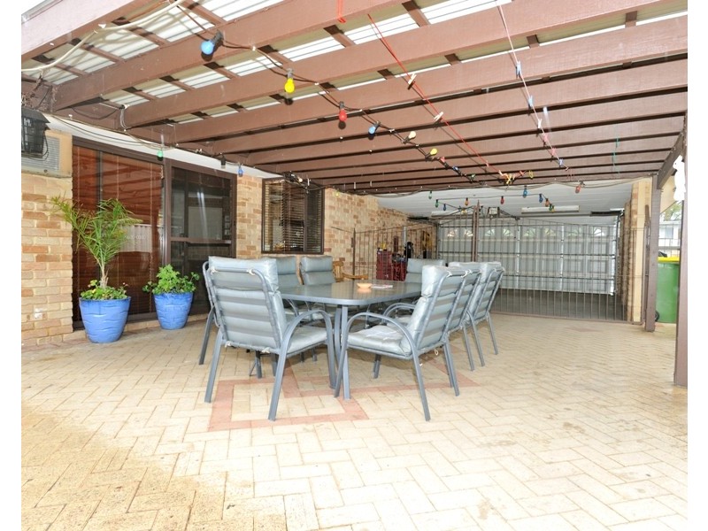 624 Safety Bay Road, Waikiki WA 6169