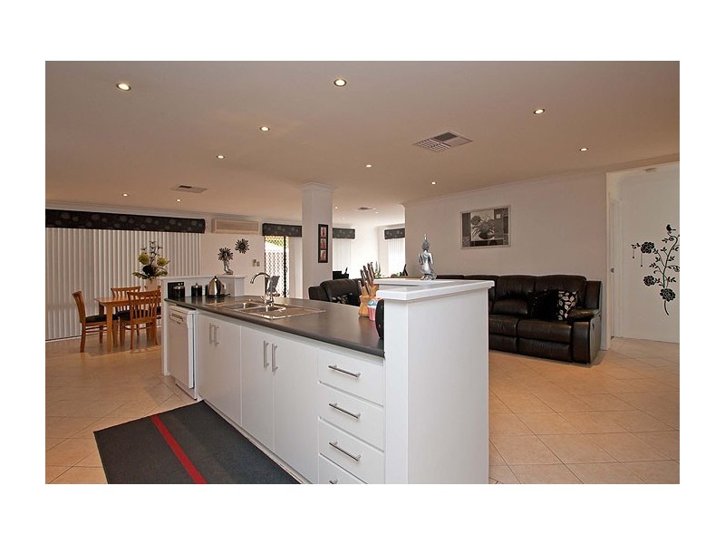 32  Belmez Turn, Port Kennedy WA 6172