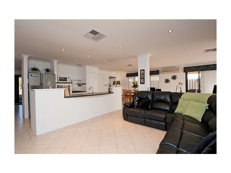 32  Belmez Turn, Port Kennedy WA 6172