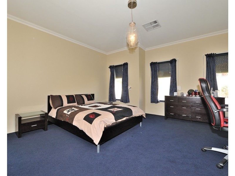 27 Berryman Tce, Baldivis WA 6171