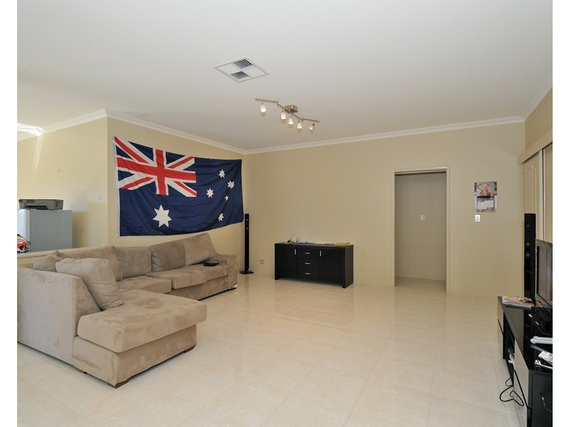 27 Berryman Tce, Baldivis WA 6171