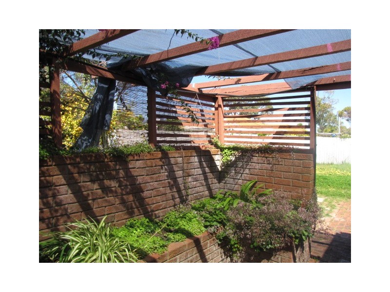 6  Nova Ct, Cooloongup WA 6168