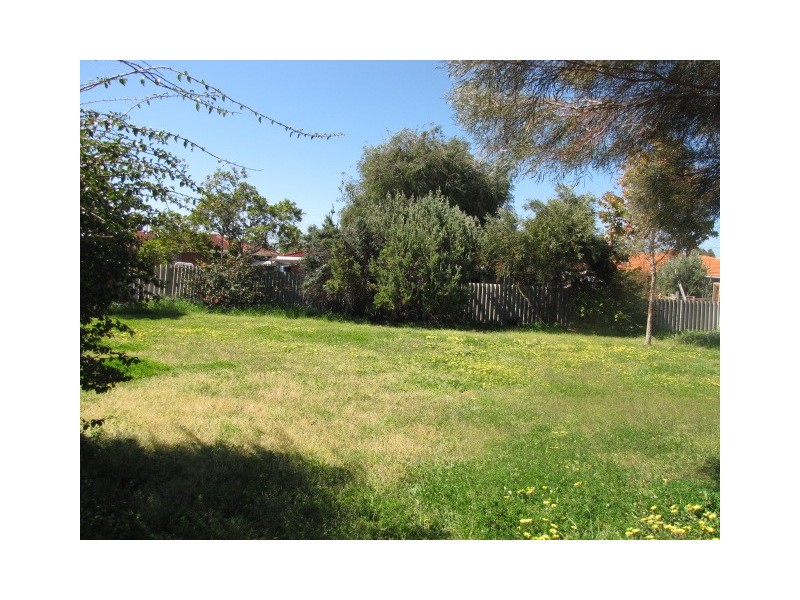 6  Nova Ct, Cooloongup WA 6168