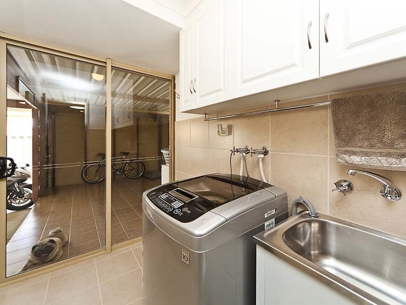 14 Bounty Court, Port Kennedy WA 6172