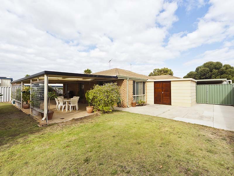 14 Bounty Court, Port Kennedy WA 6172