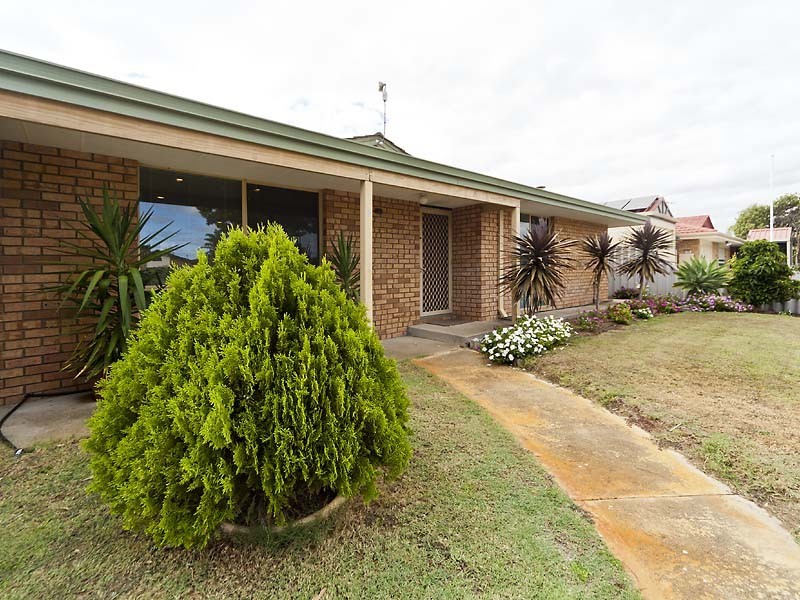 14 Bounty Court, Port Kennedy WA 6172