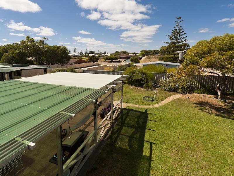4 Indiana Parade, Singleton WA 6175