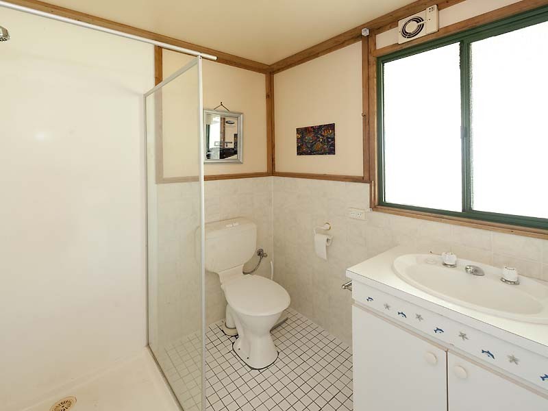 4 Indiana Parade, Singleton WA 6175
