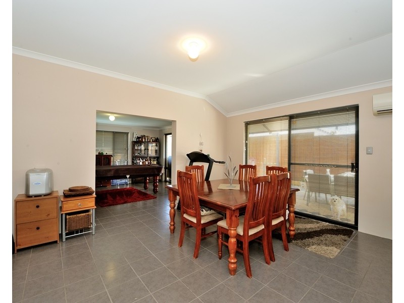 4 TAMARAMA STREET, Secret Harbour WA 6173