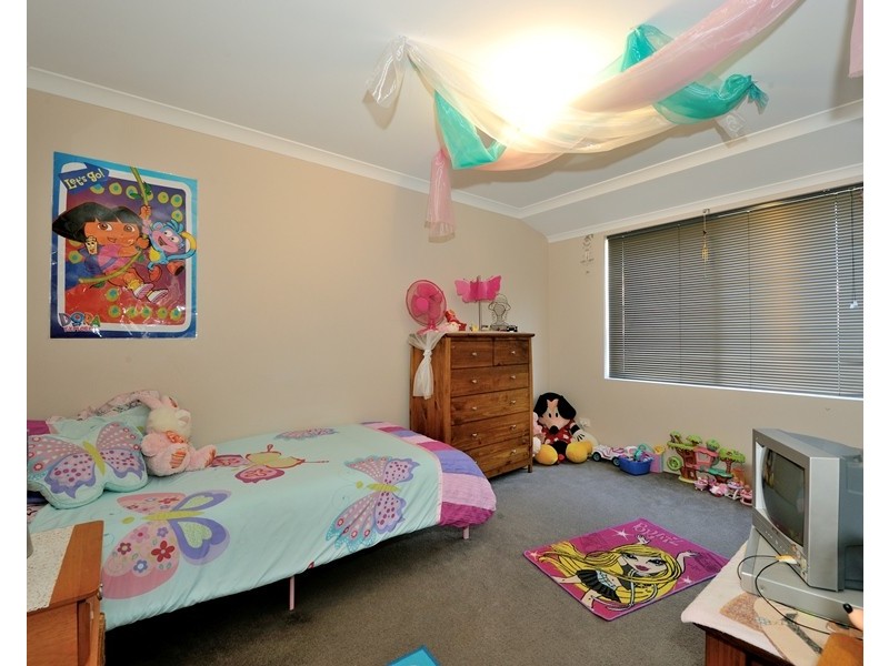 4 TAMARAMA STREET, Secret Harbour WA 6173