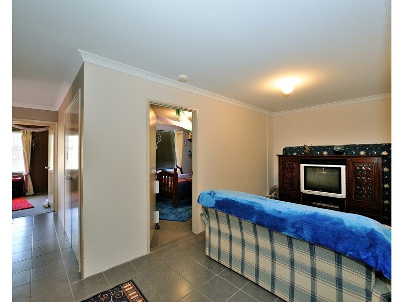 4 TAMARAMA STREET, Secret Harbour WA 6173