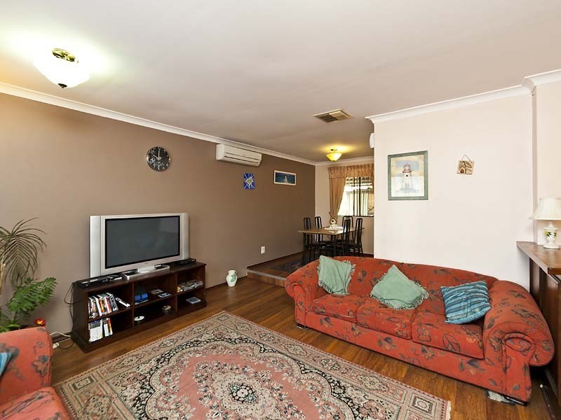 11 Keedes Court, Parmelia WA 6167