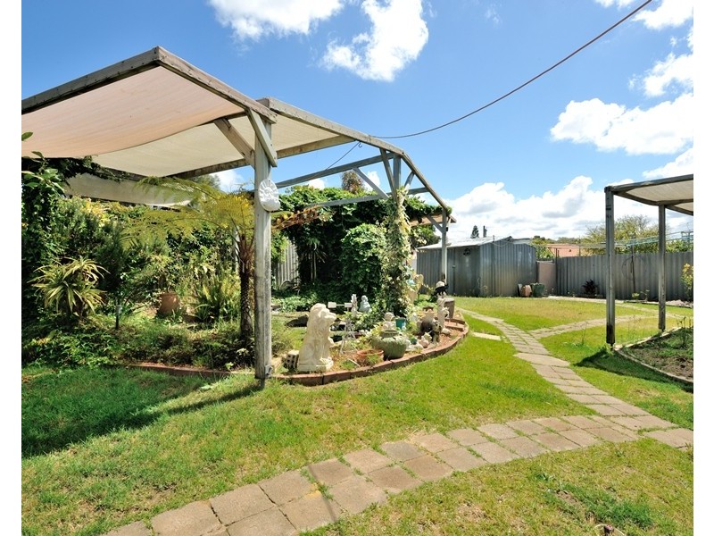 7 Corella Place, Cooloongup WA 6168