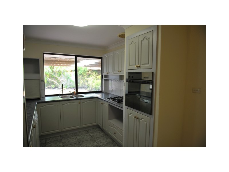 67 Elswick Street, Safety Bay WA 6169